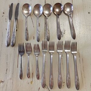 Vtg 15 pc National Silver Co A1 Rose & Leaf 1937 Silverplate Flatware Set Ornate